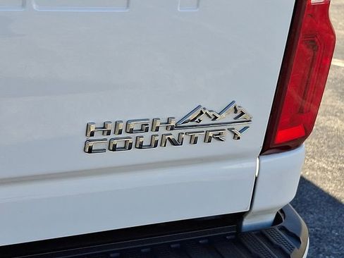 Used 2021 Chevrolet Silverado 2500 High Country w/ Z71 Off-Road Package image 34