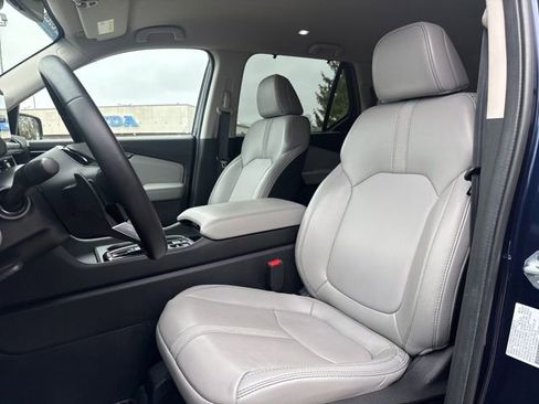 Certified 2025 Honda Pilot EX-L image 9