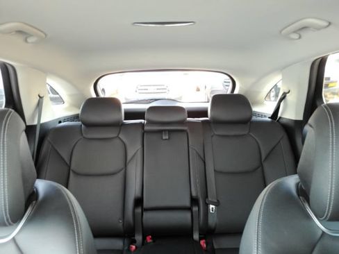 Used 2025 Genesis GV70 2.5T AWD/4WD image 34