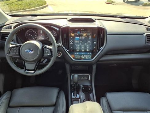 Certified 2025 Subaru Ascent Bronze Edition image 5