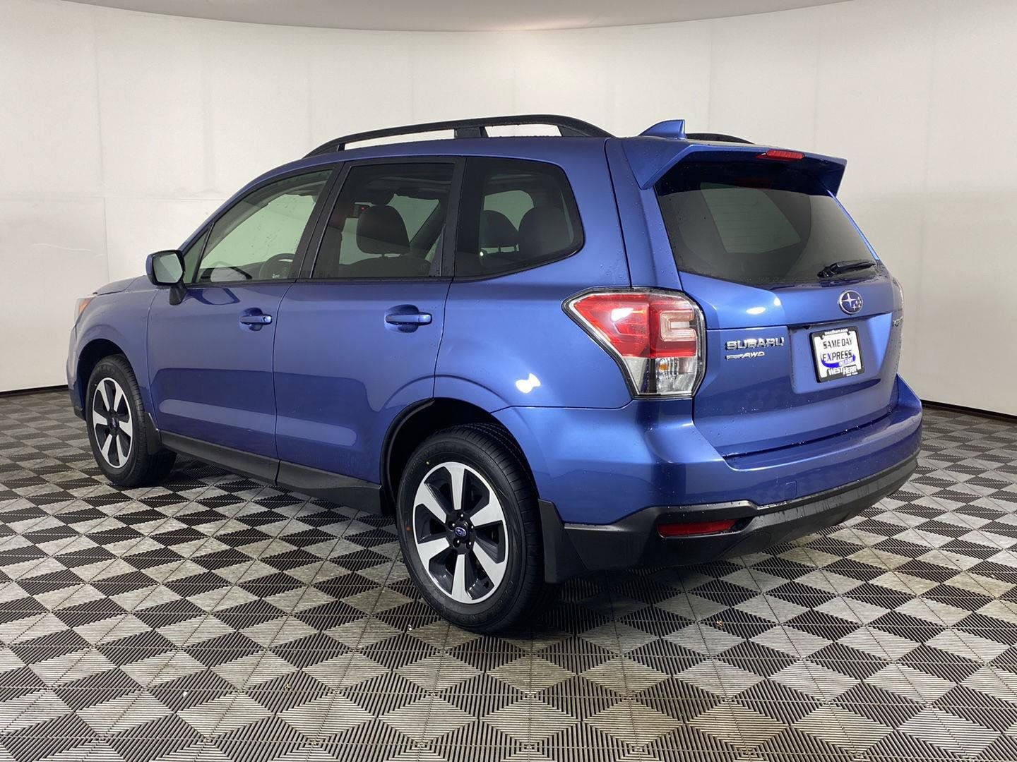 Used 2018 Subaru Forester 2.5i Premium AWD/4WD image 9