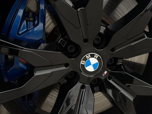 Used 2026 BMW X7 M60i image 10