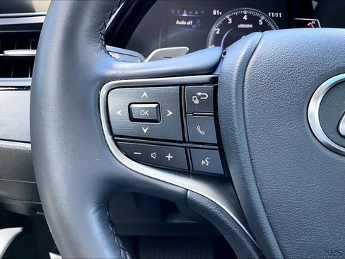 Used 2024 Lexus ES 350 w/ Premium Package image 22