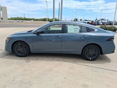 New 2026 Nissan Sentra SV w/ SV Convenience Package FWD image 4