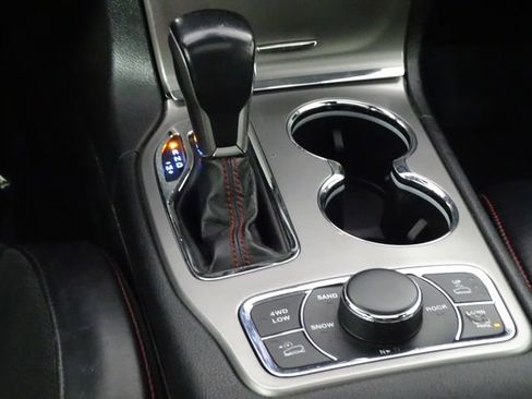 Used 2021 Jeep Grand Cherokee Trailhawk image 30