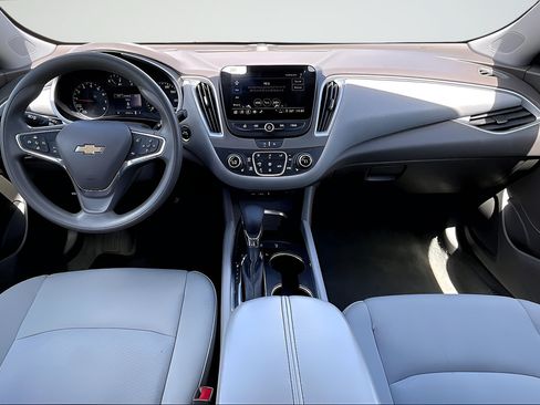 Used 2024 Chevrolet Malibu LT FWD image 7