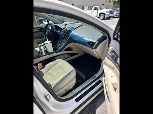 Used 2017 Lincoln MKZ Reserve w/ Technology Package AWD/4WD image 15