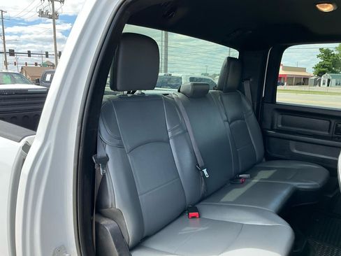 Used 2021 RAM 2500 Tradesman w/ Chrome Appearance Group AWD/4WD image 24