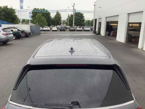 Used 2023 Honda Odyssey Touring image 6