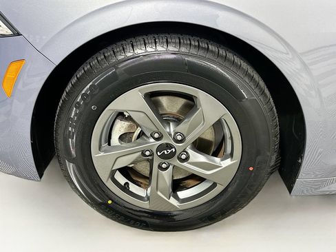 Used 2022 Kia K5 LXS FWD image 24