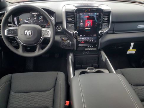 New 2026 RAM 1500 4x4 Crew Cab image 16