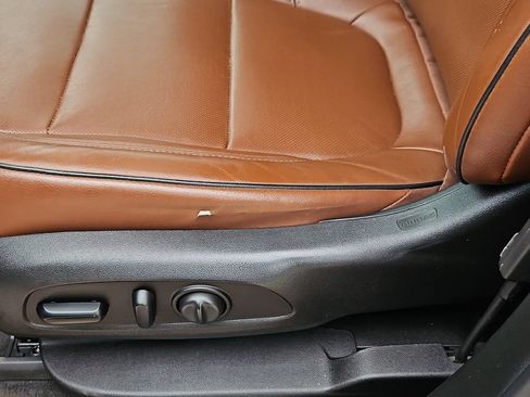 Used 2018 Chevrolet Traverse High Country AWD/4WD image 20
