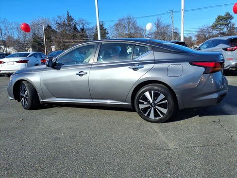 Certified 2022 Nissan Altima 2.5 SV image 8