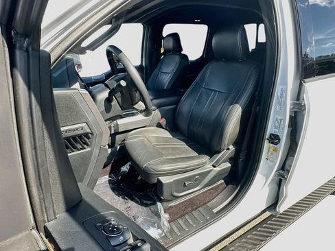 Used 2016 Ford F150 XLT w/ Equipment Group 301A Mid AWD/4WD image 20