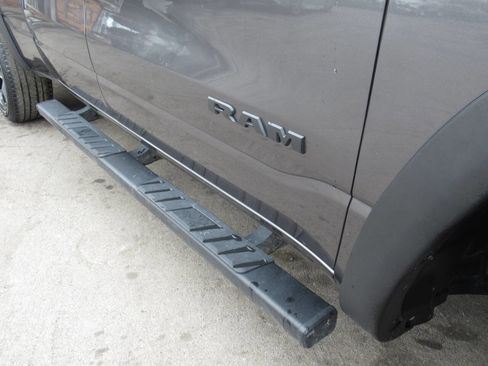 Used 2021 RAM 1500 Big Horn image 6