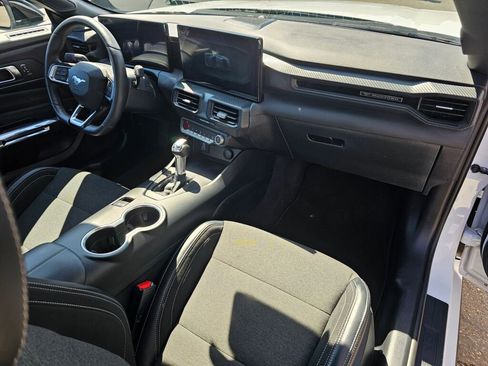 Used 2024 Ford Mustang Coupe RWD image 10