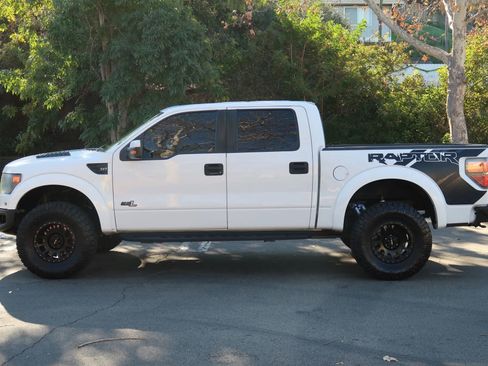 Used 2013 Ford F150 Raptor w/ Luxury Equipment Group image 3