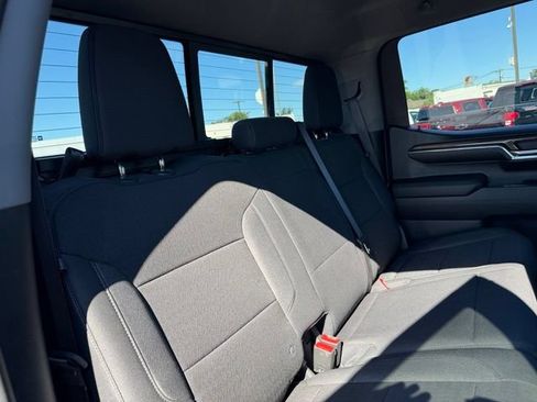 Certified 2024 Chevrolet Silverado 1500 LT Trail Boss w/ Convenience Package II AWD/4WD image 15