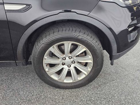 Used 2016 Land Rover Discovery Sport SE AWD/4WD image 9