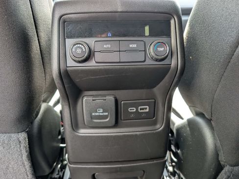 Certified 2023 GMC Acadia SLE w/ Driver Convenience Package AWD/4WD image 18