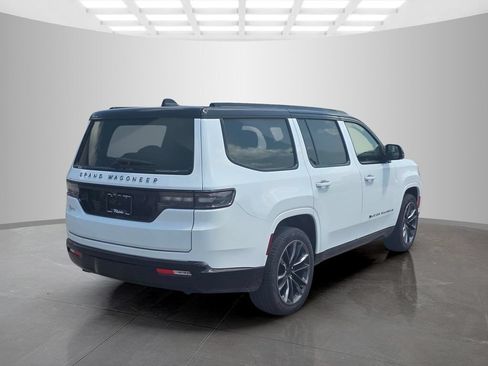 Used 2025 Jeep Grand Wagoneer Series II Obsidian w/ Quick Order Packagew 28T AWD/4WD image 8