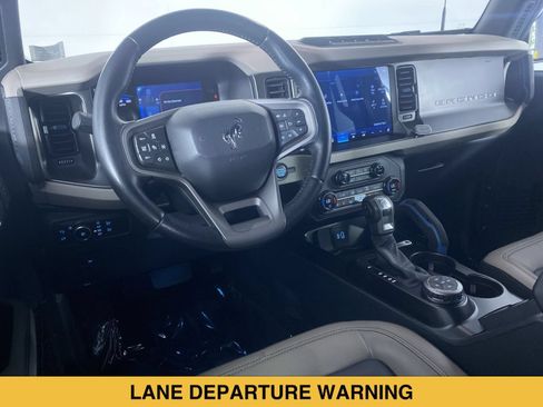 Used 2023 Ford Bronco Wildtrak AWD/4WD image 2