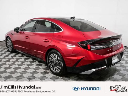 New 2025 Hyundai Sonata Limited FWD image 4