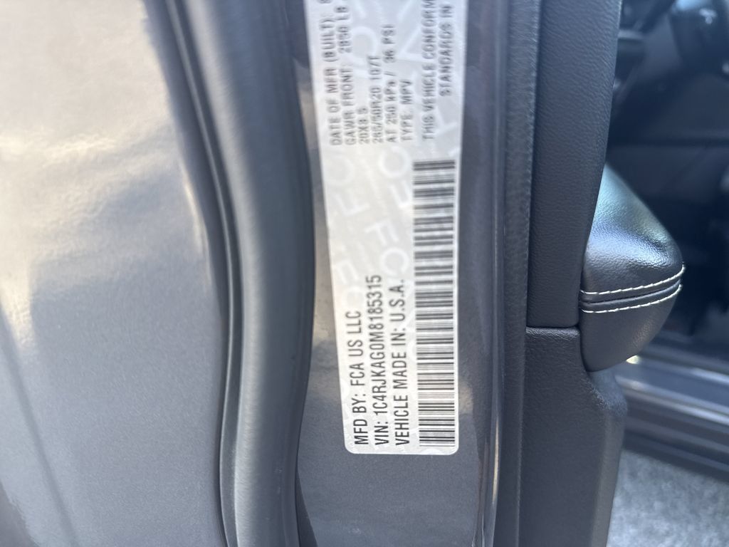 Used 2021 Jeep Grand Cherokee L Laredo AWD/4WD image 35
