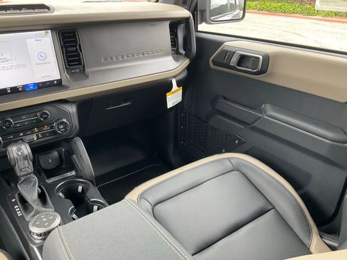 New 2025 Ford Bronco Big Bend w/ Black Diamond Package image 43