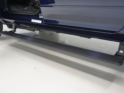 Used 2014 RAM 3500 Laramie w/ Convenience Group image 5