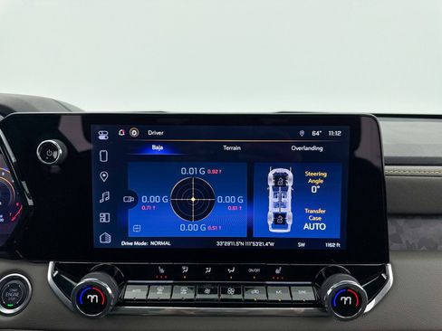 Used 2024 Chevrolet Colorado ZR2 image 20