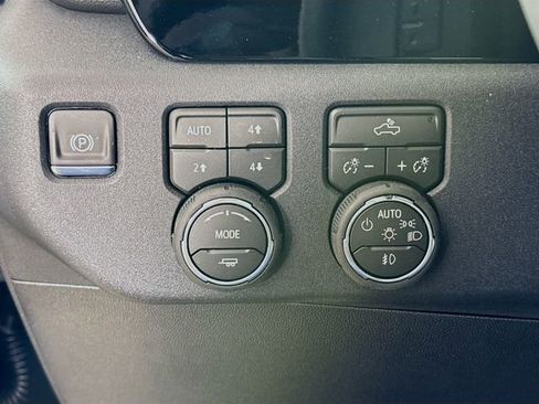 New 2026 Chevrolet Silverado 1500 RST w/ All Star Edition Plus AWD/4WD image 12