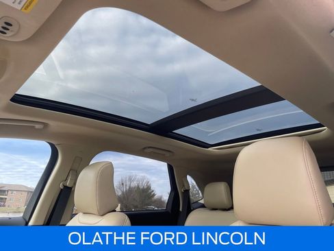 Used 2023 Ford Edge SEL w/ Convenience Package image 24