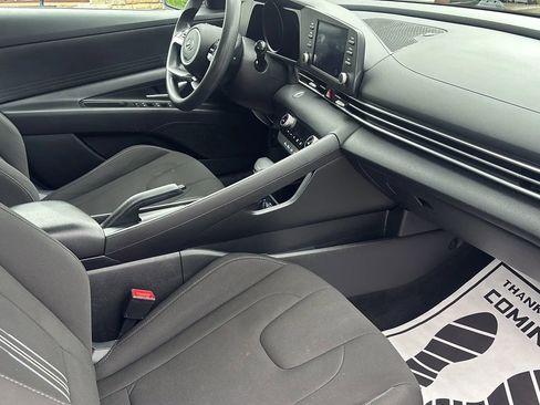 Used 2021 Hyundai Elantra SEL FWD image 33