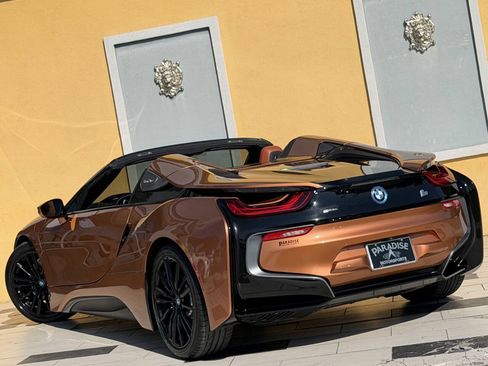 Used 2019 BMW i8 Roadster AWD/4WD image 18