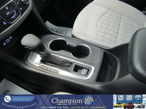 Certified 2024 Chevrolet Equinox LS image 29