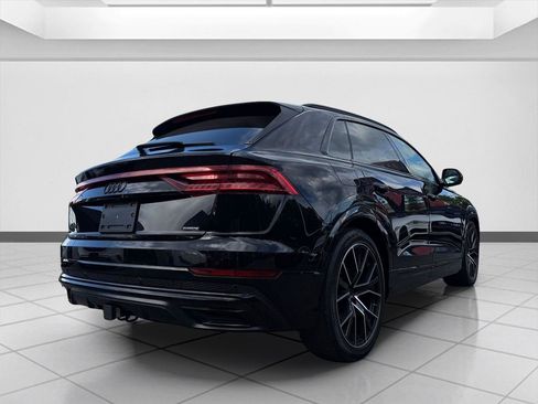 Used 2023 Audi Q8 Prestige w/ Prestige Package AWD/4WD image 5
