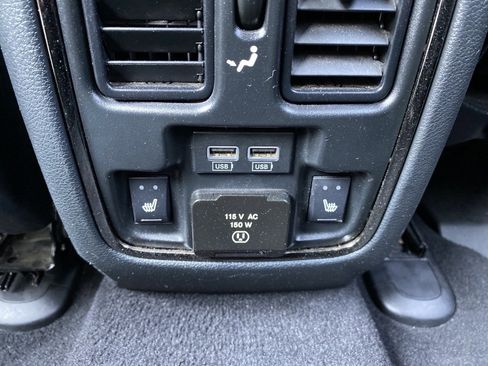 Used 2019 Dodge Durango GT image 25