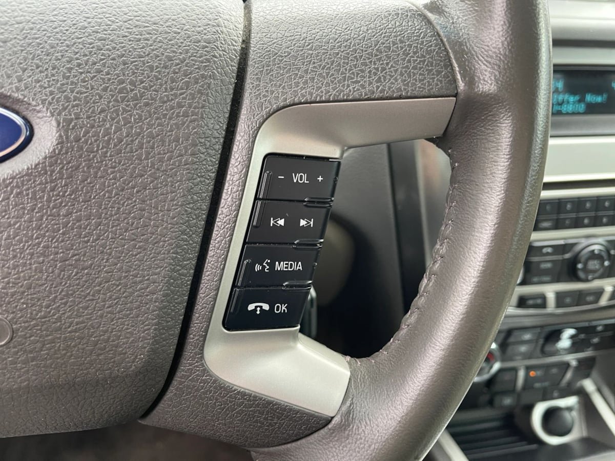 Used 2012 Ford Fusion SEL FWD image 28