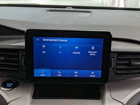 Certified 2023 Ford Explorer XLT w/ Class IV Trailer Tow Package AWD/4WD image 27