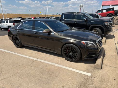 Used 2015 Mercedes-Benz S 550 Sedan w/ Sport Package image 7