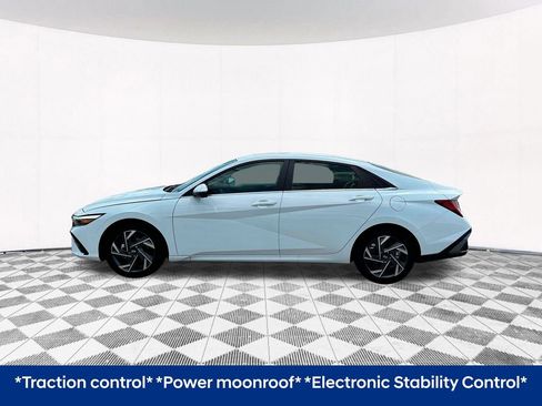 New 2025 Hyundai Elantra Limited image 5