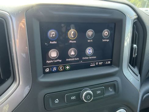 New 2024 GMC Sierra 2500 Pro w/ Convenience Package image 17