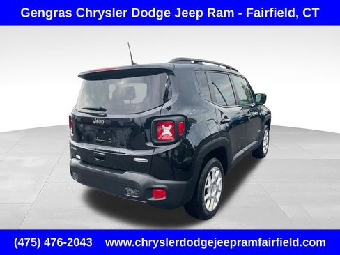 Certified 2021 Jeep Renegade Latitude AWD/4WD image 7