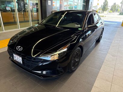 Used 2022 Hyundai Elantra SEL w/ Cargo Package