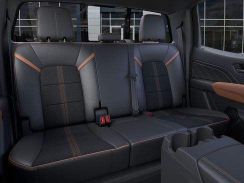 New 2026 GMC Canyon AT4 AWD/4WD image 17