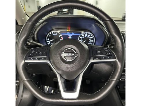 Used 2025 Nissan Sentra SV w/ All-Weather Package image 14