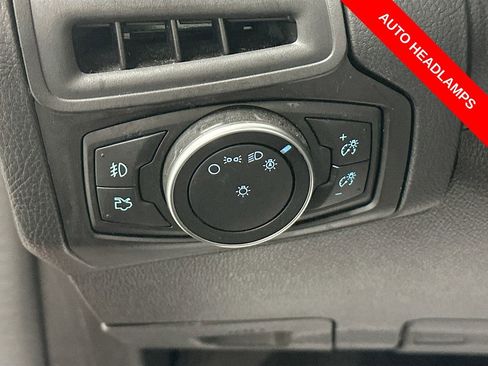 Used 2017 Ford Focus SEL image 11