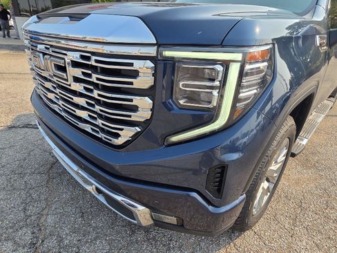 Used 2022 GMC Sierra 1500 Denali AWD/4WD image 44