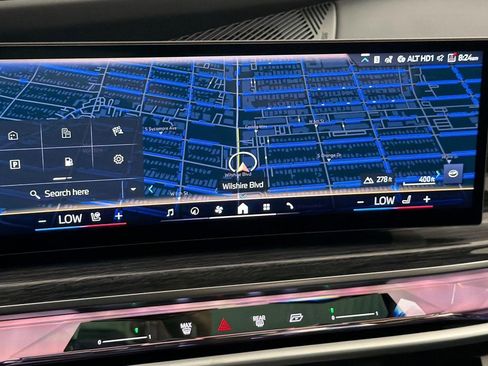 New 2026 BMW 740i w/ Premium Package RWD image 24